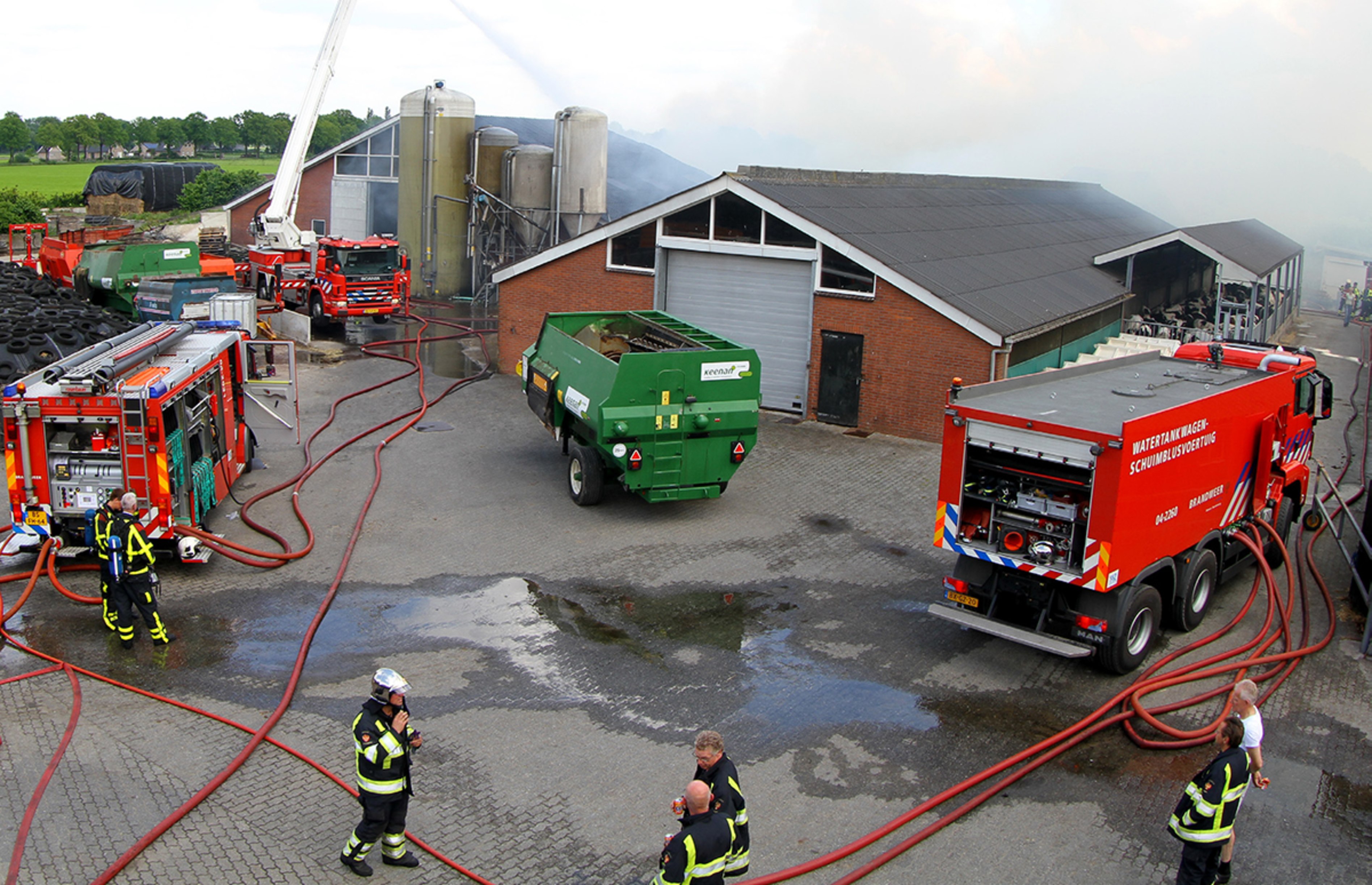 Foto: Brandweeracademie (2016) Brandweerzorg bij veestallen. Arnhem: Instituut Fysieke Veiligheid.